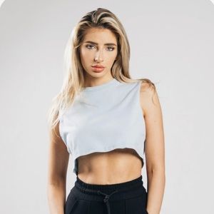 Heavy cotton cropped cutoff